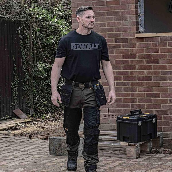 Футболка OXIDE T-SHIRT DeWALT DWC52-001-XL DWC52-001-XL фото