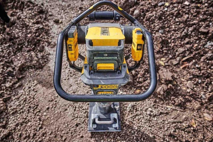 Вибротрамбовка аккумуляторная POWERSHIFT DeWALT DCPS660N DCPS660N фото