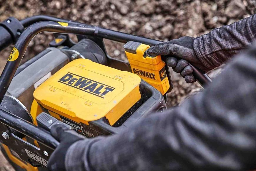 Вибротрамбовка аккумуляторная POWERSHIFT DeWALT DCPS660N DCPS660N фото
