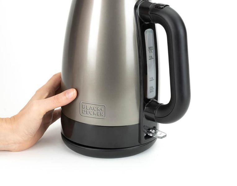Електрочайник BLACK+DECKER BXKE2201E BXKE2201E фото