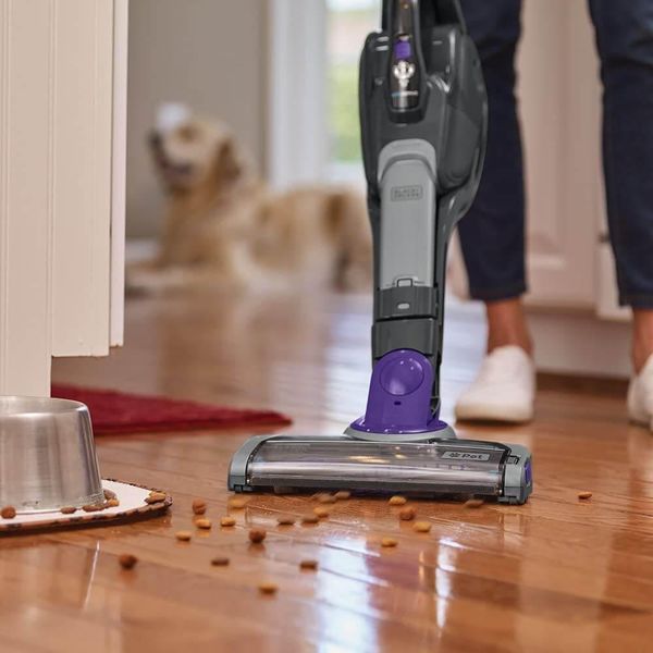 Пылесос аккумуляторний (электровеник) BLACK+DECKER SVJ520BFSP LP25900 фото