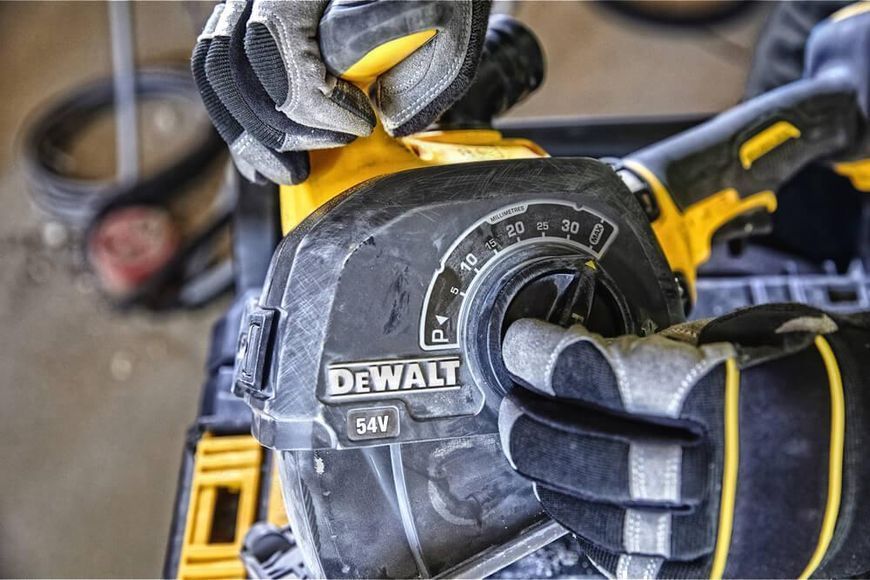 Штроборіз акумуляторний безщітковий 125*22,23мм DeWALT DCG200NT DCG200NT фото